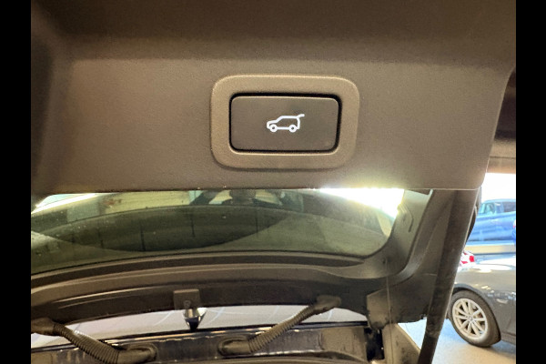 Jaguar F-Pace 2.0 P400e PHEV S / dealer onderhouden / leder / led / camera/ trekhaak / camera