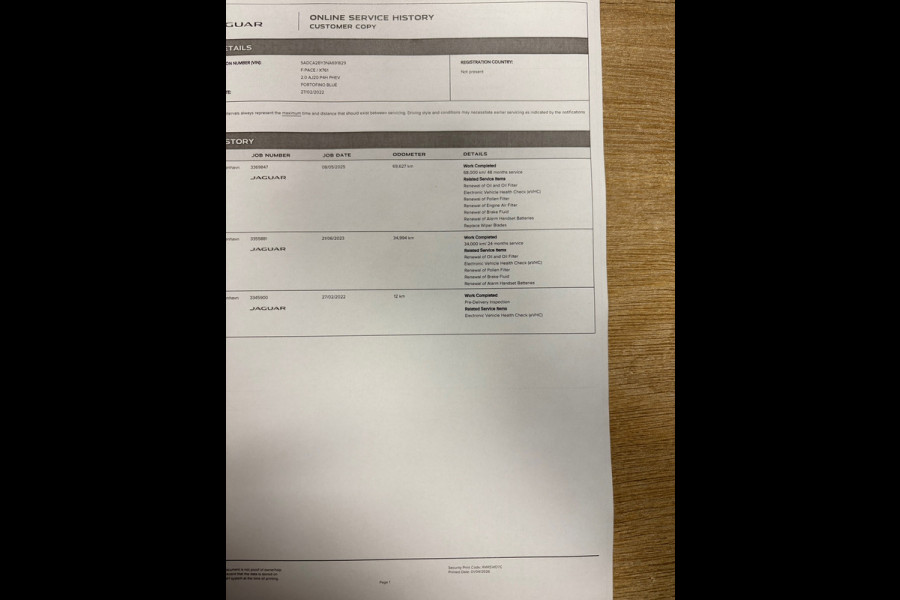 Jaguar F-Pace 2.0 P400e PHEV S / dealer onderhouden / leder / led / camera/ trekhaak / camera