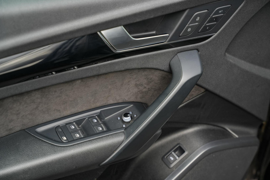 Audi Q5 45 TFSI quattro S edition Virtual Sportstoelen Camera