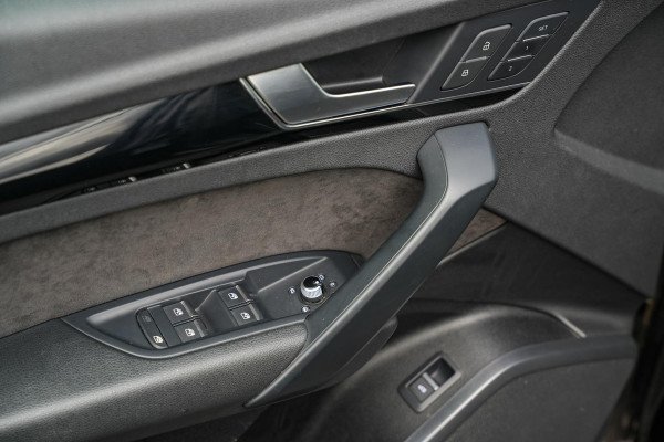 Audi Q5 45 TFSI quattro S edition Virtual Sportstoelen Camera