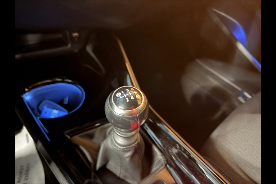 Toyota C-HR 1.2 Active Garantie StoelVW Adaptieve Cruise Navi Clima PDC Dab Lane Rijklaar