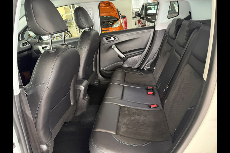 Peugeot 2008 1.2 PureTech Allure | Navi | Automaat