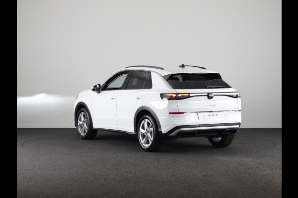 Volkswagen T-Roc Life First Edition 1.5 eTSI 116 PK DSG | 18" LM | Camera | Stoel & stuurverwarming |