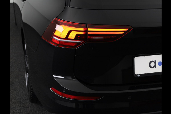 Volkswagen Golf Life Edition 1.5 TSI 116 pk | 18" velgen | Achteruitrij camera | Navigatie | ACC