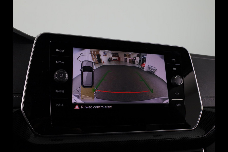 Volkswagen T-Cross R-Line Edition 1.0 TSI 116 PK DSG | 18" LM | Camera | Stoelverwarming | IQ.Light |