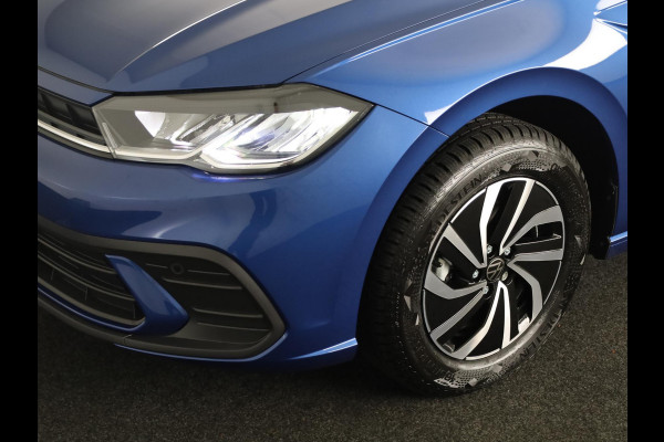 Volkswagen Polo GP Life Edition 1.0 95 pk 5 versn. Hand | 15" LM | Stoelverwarming | Camera |