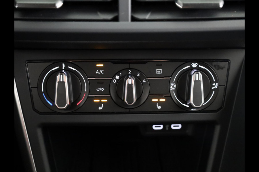 Volkswagen Polo GP Life Edition 1.0 95 pk 5 versn. Hand | 15" LM | Stoelverwarming | Camera |