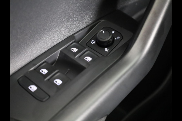 Volkswagen Polo GP Life Edition 1.0 95 pk 5 versn. Hand | 15" LM | Stoelverwarming | Camera |