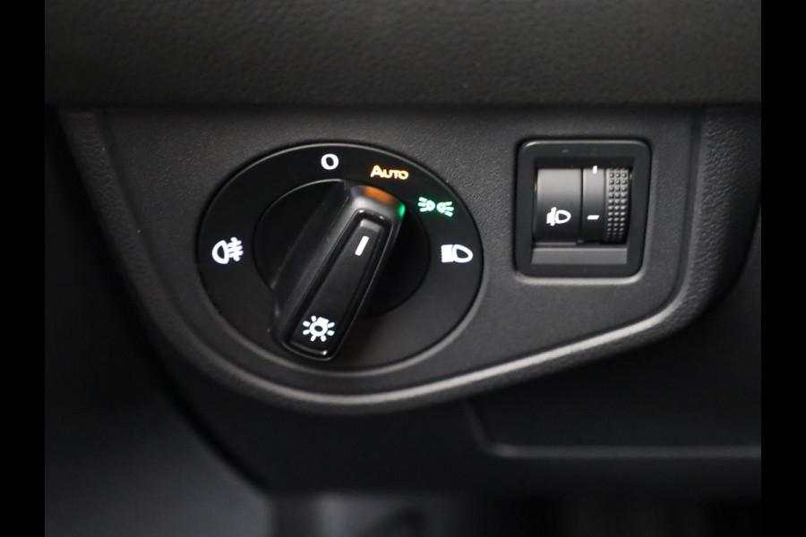 Volkswagen Polo GP Life Edition 1.0 95 pk 5 versn. Hand | 15" LM | Stoelverwarming | Camera |