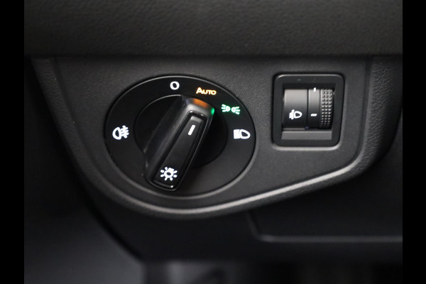 Volkswagen Polo GP Life Edition 1.0 95 pk 5 versn. Hand | 15" LM | Stoelverwarming | Camera |