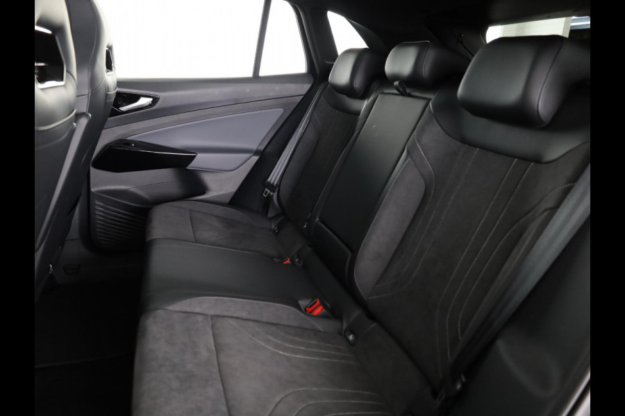 Volkswagen ID.4 Pro Limited Edition Plus 77 kWh accu 286 PK | 21" LM | 360 graden camera | Panoramadak | IQ.Light |