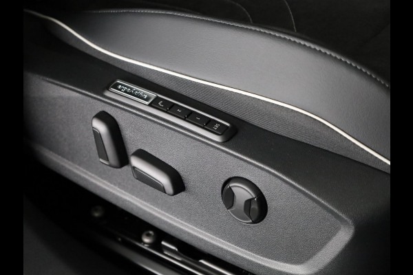 Volkswagen ID.4 Pro Limited Edition Plus 77 kWh accu 286 PK | 21" LM | 360 graden camera | Panoramadak | IQ.Light |