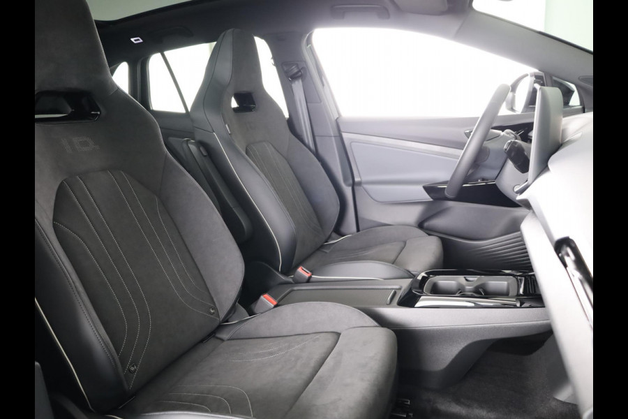Volkswagen ID.4 Pro Limited Edition Plus 77 kWh accu 286 PK | 21" LM | 360 graden camera | Panoramadak | IQ.Light |
