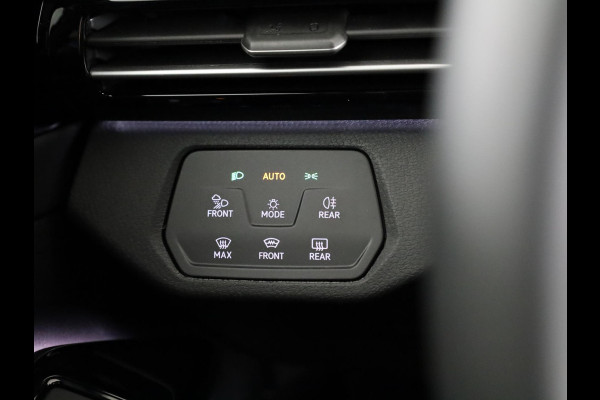Volkswagen ID.4 Pro Limited Edition Plus 77 kWh accu 286 PK | 21" LM | 360 graden camera | Panoramadak | IQ.Light |