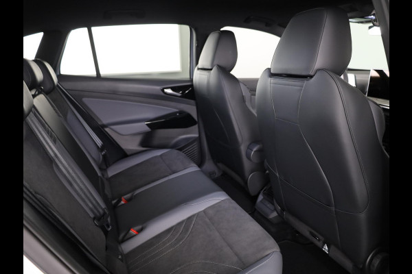 Volkswagen ID.4 Pro Limited Edition 77 kWh accu 286 PK | 19" LM | Black Edition | Stoel & Stuurverwarming |