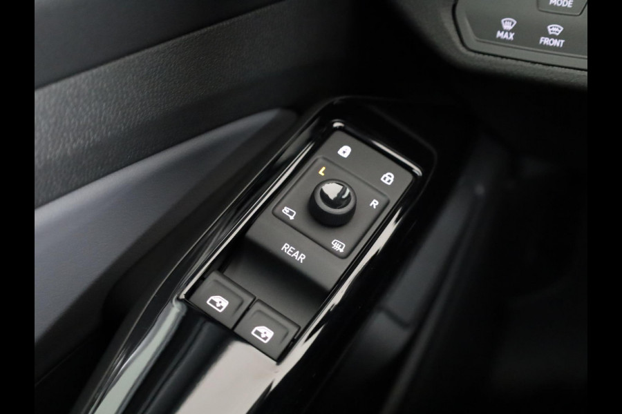 Volkswagen ID.4 Pro Limited Edition 77 kWh accu 286 PK | 19" LM | Black Edition | Stoel & Stuurverwarming |