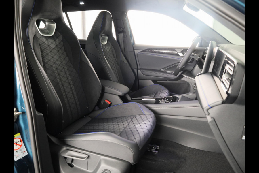 Volkswagen Tiguan R-Line Edition 1.5 eHybrid 204 PK DSG | 20" LM |  Black Style | Stoel & stuurverwarming | Trekhaak |