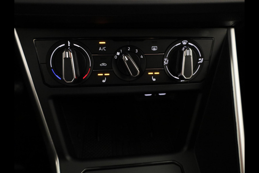 Volkswagen Polo GP Life Edition 1.0 95 pk 5 versn. Hand | 15" LM | Stoelverwarming | Camera |