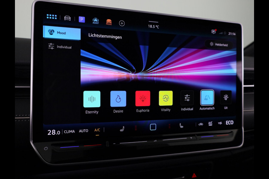 Volkswagen ID.7 Tourer Pro Limited Edition 77 kWh accu 286 PK | Velgen 19" | 360 graden camera | Stoel & Stuurverwarming |