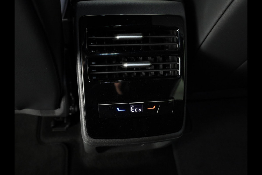 Volkswagen ID.7 Tourer Pro Limited Edition 77 kWh accu 286 PK | Velgen 19" | 360 graden camera | Stoel & Stuurverwarming |