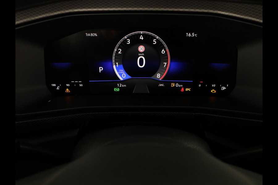 Volkswagen T-Cross Life Edition 1.0 TSI 116 PK DSG | Climatronic | Stoelverwarming | Camera |