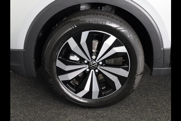 Volkswagen T-Cross Life Edition 1.0 TSI 116 PK DSG | Climatronic | Stoelverwarming | Camera |