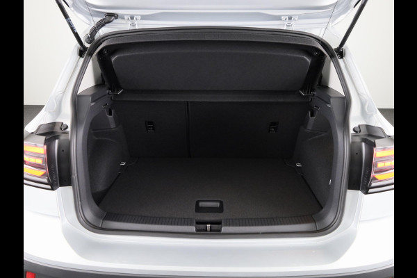 Volkswagen T-Cross Life Edition 1.0 TSI 116 PK DSG | Climatronic | Stoelverwarming | Camera |