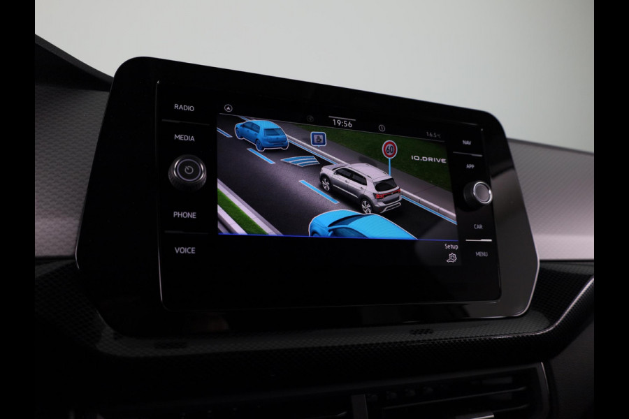 Volkswagen T-Cross Life Edition 1.0 TSI 116 PK DSG | Climatronic | Stoelverwarming | Camera |