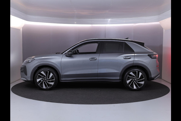 Volkswagen T-Roc Style First Edition 1.5 eTSI 85 kW / 116 PK SUV 7 | Assistance Pakket | Trekhaak | Elek. achterklep |  Velgen 'Vancouver', 19 inch lichtmetaal | Zwart dak