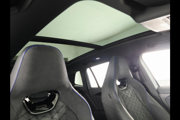 Volkswagen Tiguan R-Line Edition 1.5 eHybrid 204 PK DSG | 20" LM | Black Style | Stoel & stuurverwarming |  Trekhaak |