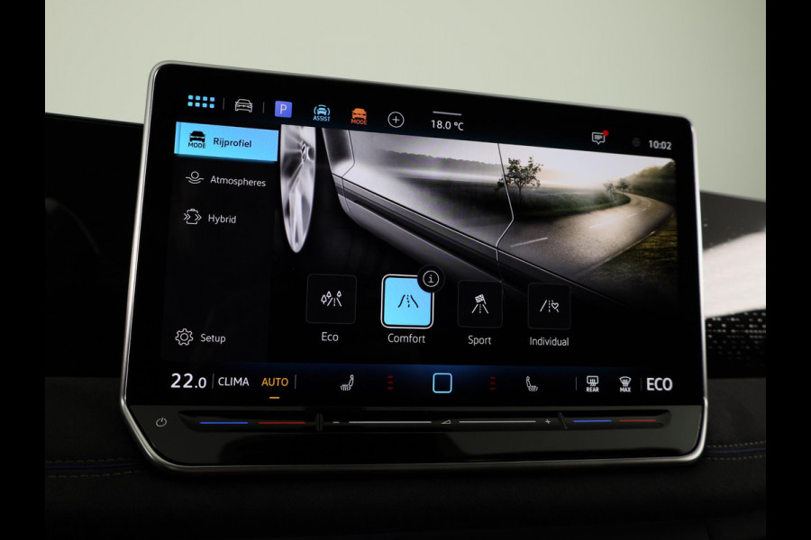 Volkswagen Tiguan R-Line Edition 1.5 eHybrid 204 PK DSG | 20" LM | Black Style | Stoel & stuurverwarming |  Trekhaak |