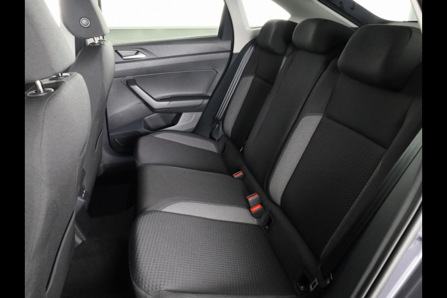 Volkswagen Taigo Life Edition 1.0 95 pk 5 versn. Hand | Climatronic | Stoelverwarming | Camera