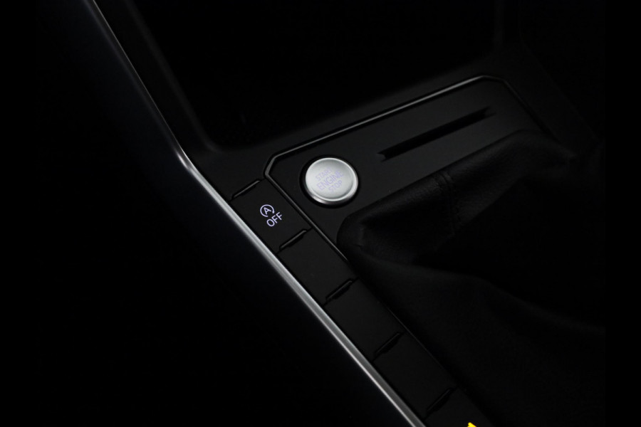 Volkswagen Taigo Life Edition 1.0 95 pk 5 versn. Hand | Climatronic | Stoelverwarming | Camera