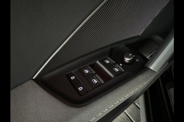 Audi A3 Sportback 40 TFSI e S Line Pano|Keyles|Sfeer|Camera|CarPlay