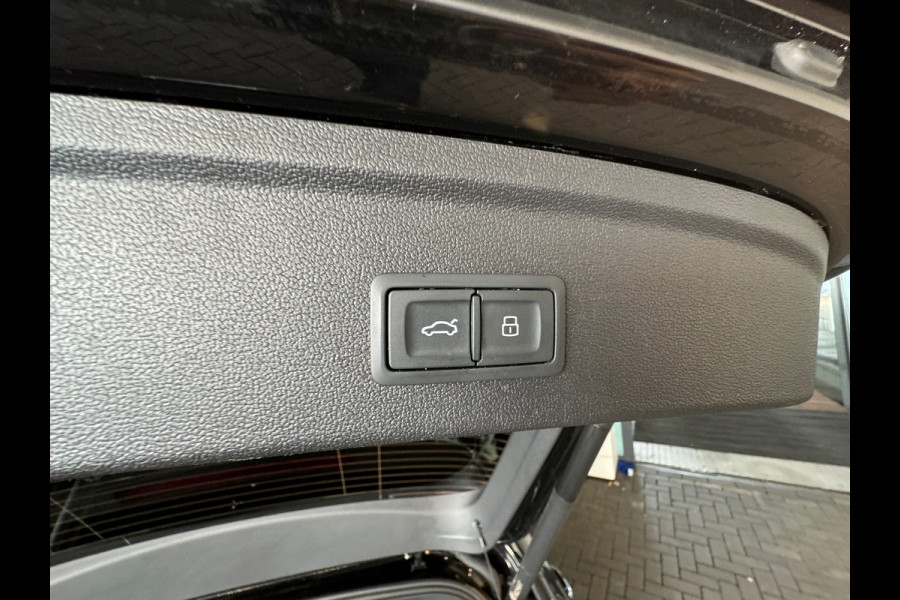 Audi A3 Sportback 40 TFSI e S Line Pano|Keyles|Sfeer|Camera|CarPlay