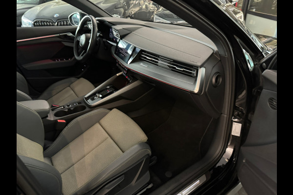 Audi A3 Sportback 40 TFSI e S Line Pano|Keyles|Sfeer|Camera|CarPlay