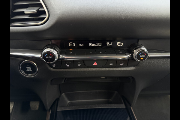 Mazda CX-30 2.0 e-SkyActiv-X M Hybrid Luxury / Trekhaak / Head-Up / Keyless / Leder / Adap. Cruise / Camera