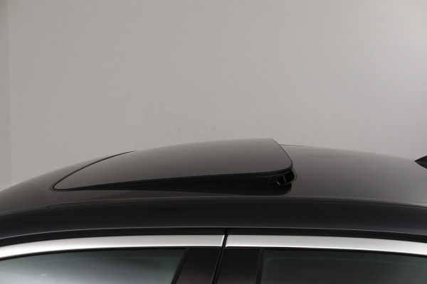 BMW 5 Serie 530i High Executive (PANORAMADAK, SFEERVERLICHTING, STOELVERWARMING/VENTILATIE, ELEKTR STOELEN)