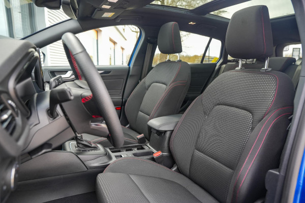 Ford FOCUS Wagon 1.0 EcoBoost Hybrid ST Line