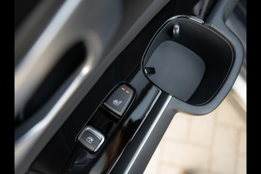 Kia Sorento 1.6 T-GDi Plug-in Hybrid 4WD ExecutiveLine 7p. | VOORRAADVOORDEEL | Bose audio | Schuifkanteldak | Stoel en stuurverwarming |