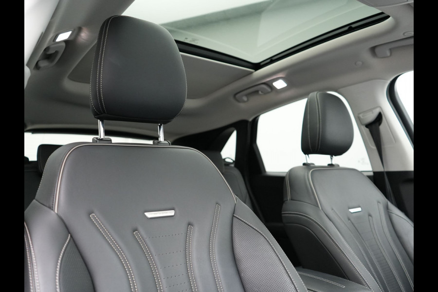 Ford Kuga 2.5 Vignale PHEV 225pk Dealer O.H | Panodak | Head Up | Bang & Olufsen Sound | Adaptive Cruise | 360 Camera | Lederen Sportstoelen Memory & Verwarmd | Keyless | Pilot Assist | Blis | Apple Carplay | Navigatie | Virtual | DAB  Plug In Hybrid |