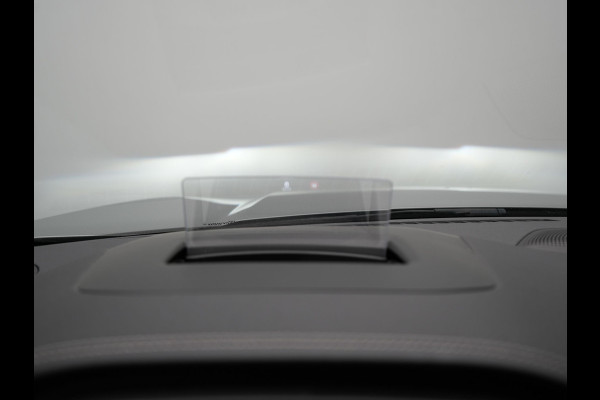 Ford Kuga 2.5 Vignale PHEV 225pk Dealer O.H | Panodak | Head Up | Bang & Olufsen Sound | Adaptive Cruise | 360 Camera | Lederen Sportstoelen Memory & Verwarmd | Keyless | Pilot Assist | Blis | Apple Carplay | Navigatie | Virtual | DAB  Plug In Hybrid |