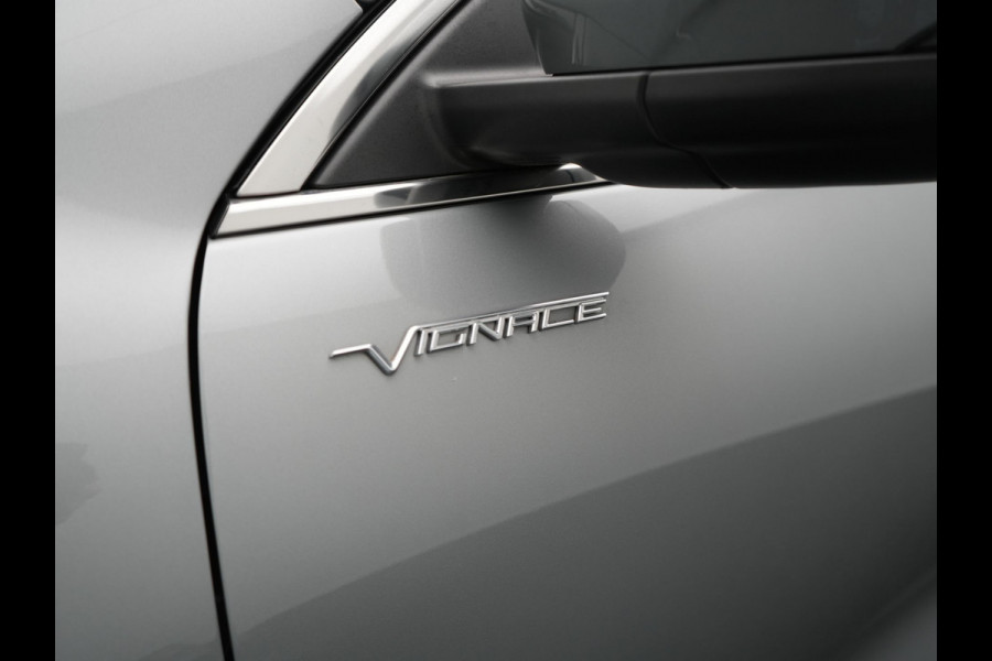 Ford Kuga 2.5 Vignale PHEV 225pk Dealer O.H | Panodak | Head Up | Bang & Olufsen Sound | Adaptive Cruise | 360 Camera | Lederen Sportstoelen Memory & Verwarmd | Keyless | Pilot Assist | Blis | Apple Carplay | Navigatie | Virtual | DAB  Plug In Hybrid |