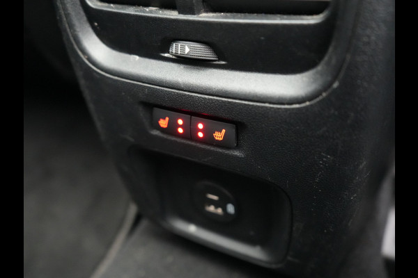 Ford Kuga 2.5 Vignale PHEV 225pk Dealer O.H | Panodak | Head Up | Bang & Olufsen Sound | Adaptive Cruise | 360 Camera | Lederen Sportstoelen Memory & Verwarmd | Keyless | Pilot Assist | Blis | Apple Carplay | Navigatie | Virtual | DAB  Plug In Hybrid |