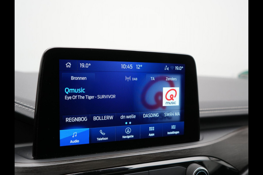 Ford Kuga 2.5 Vignale PHEV 225pk Dealer O.H | Panodak | Head Up | Bang & Olufsen Sound | Adaptive Cruise | 360 Camera | Lederen Sportstoelen Memory & Verwarmd | Keyless | Pilot Assist | Blis | Apple Carplay | Navigatie | Virtual | DAB  Plug In Hybrid |