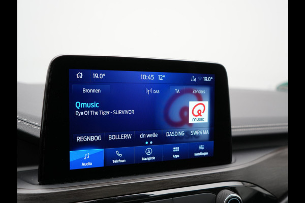 Ford Kuga 2.5 Vignale PHEV 225pk Dealer O.H | Panodak | Head Up | Bang & Olufsen Sound | Adaptive Cruise | 360 Camera | Lederen Sportstoelen Memory & Verwarmd | Keyless | Pilot Assist | Blis | Apple Carplay | Navigatie | Virtual | DAB  Plug In Hybrid |