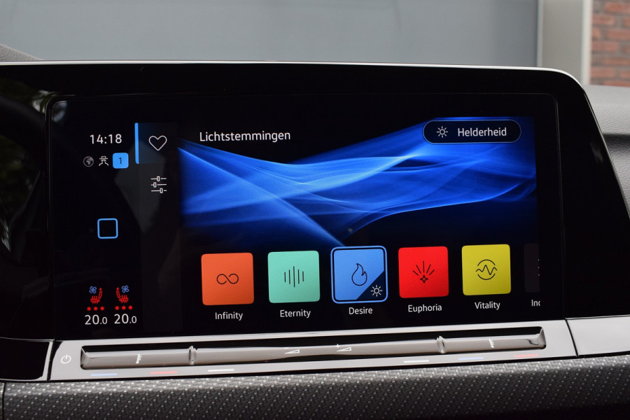 Volkswagen Golf R Performance 2.0 TSI 333pk 4-Motion | Origineel NL | Akrapovič