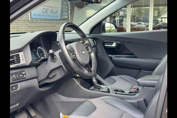 Kia Niro 1.6 GDi Hybrid ExecutiveLine | Halfleder, Navi, Cruise, Camera, Carplay/Android, DAB | NAP |