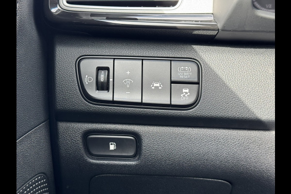 Kia Niro 1.6 GDi Hybrid ExecutiveLine | Halfleder, Navi, Cruise, Camera, Carplay/Android, DAB | NAP |