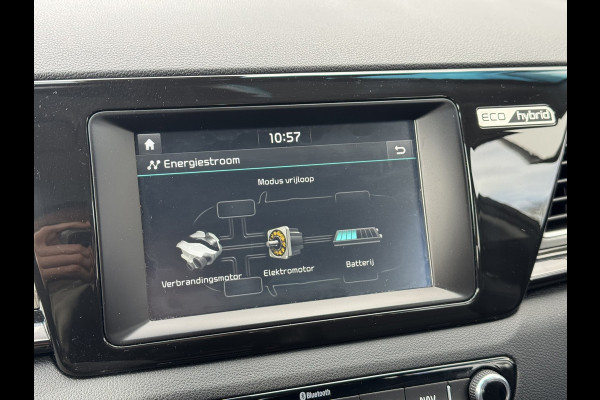 Kia Niro 1.6 GDi Hybrid ExecutiveLine | Halfleder, Navi, Cruise, Camera, Carplay/Android, DAB | NAP |